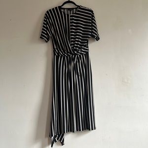 Topshop: knotted stripped dress, size 6